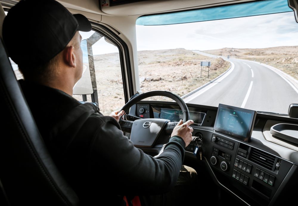 Co się zmieniło w najnowszym Volvo FH ? Truck i Transport